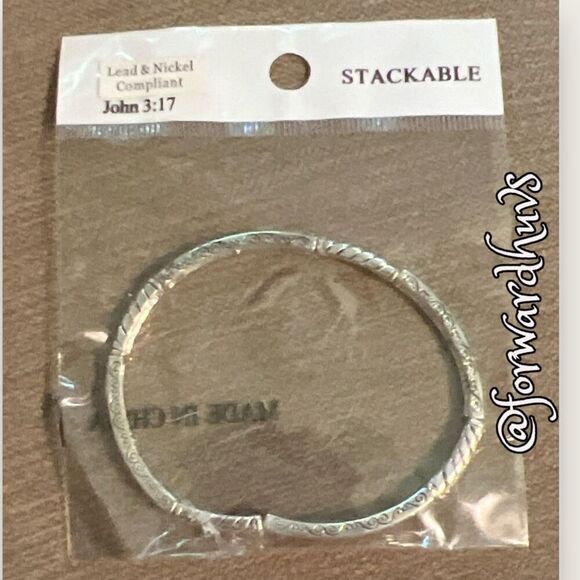 Bundle Sale 3 for $15 | Stackable Religious Stretch Bracelet John 3:17 - Picture 8 of 9